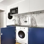Pick A Flat\'S Apartment On Rue Montorgueil